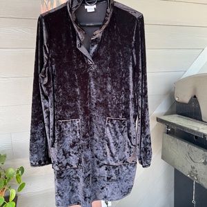 Velvet black long sleeve dress